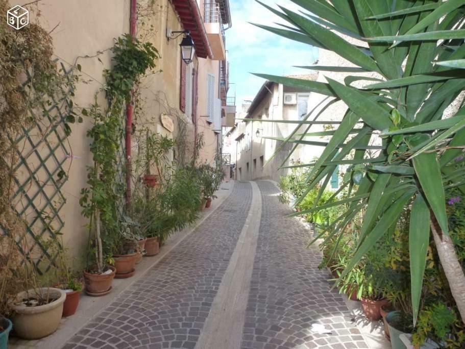 Apartment Au Coeur De Cassis